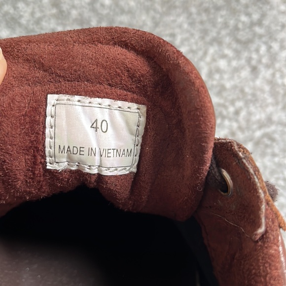 Tommy Hilfiger Leather sneakers - Picture 10 of 10